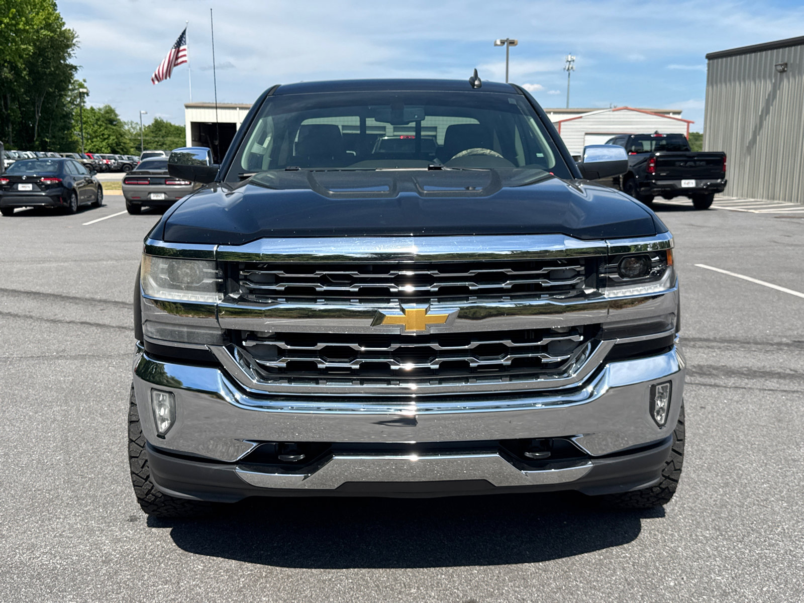 Used 2016 Chevrolet Silverado 1500 LTZ w/ Sport Package AWD/4WD image 2