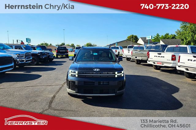 Used 2025 Hyundai Santa Fe Limited AWD/4WD image 2