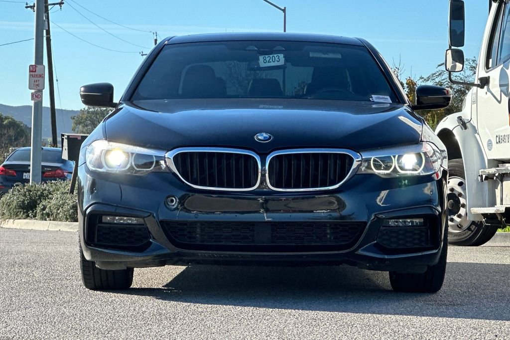 Used 2019 BMW 530e w/ M Sport Package image 8
