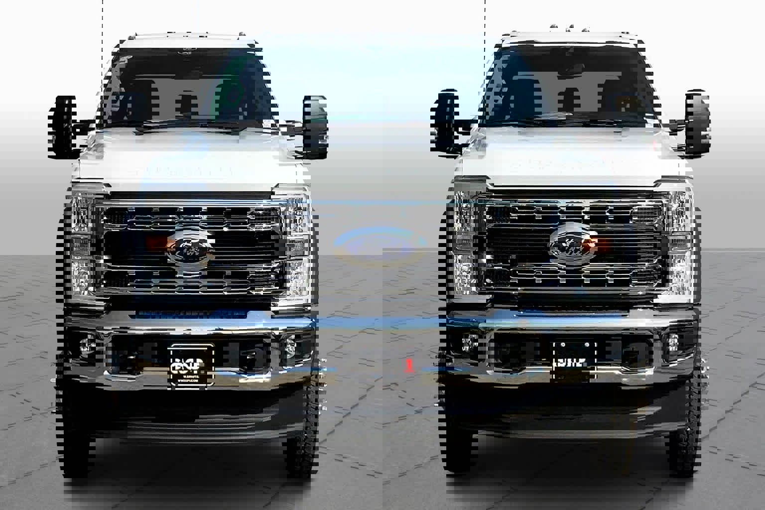 New 2025 Ford F450 XLT image 3