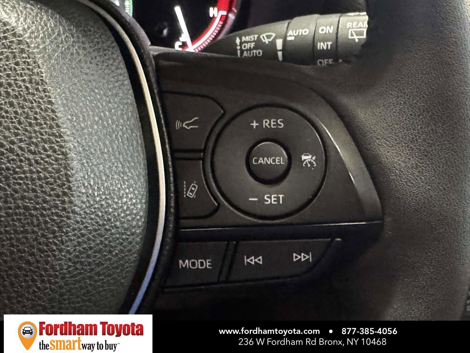 Used 2024 Toyota RAV4 XLE w/ Convenience Package image 20