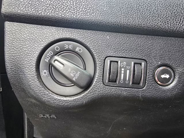 Used 2014 Chrysler 300 S RWD image 23