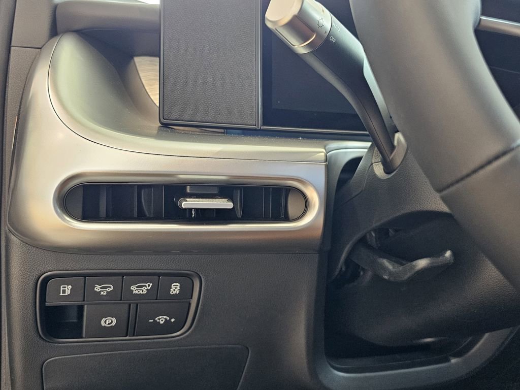 New 2026 Hyundai Ioniq 9 SEL AWD/4WD image 17