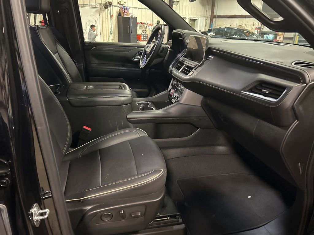 Used 2024 GMC Yukon SLT image 34