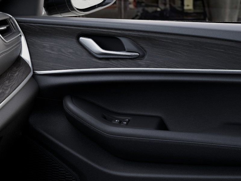 New 2025 Jeep Grand Cherokee Limited w/ Black Appearance Package image 25