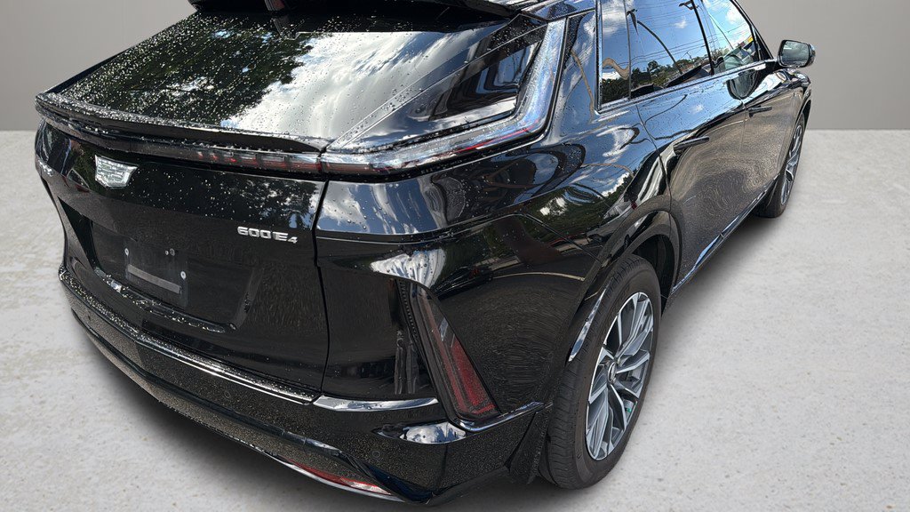 Certified 2024 Cadillac Lyriq Sport AWD/4WD image 9
