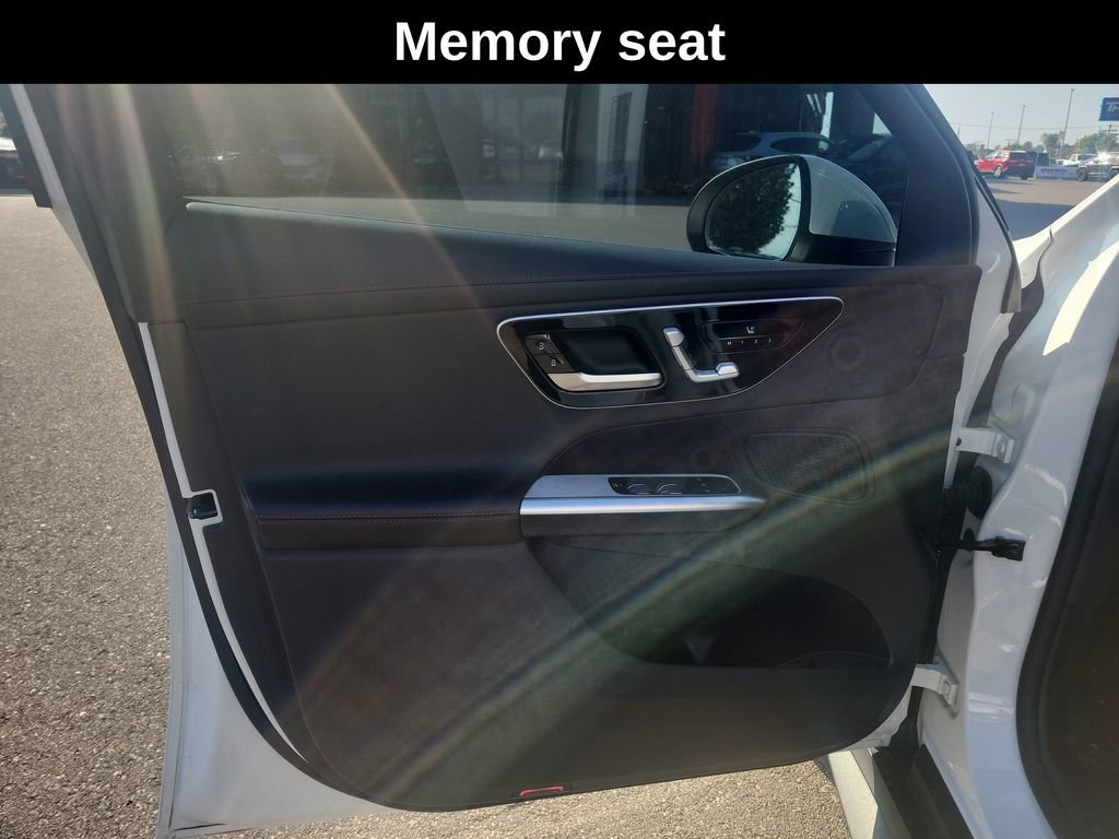 Used 2024 Mercedes-Benz GLC 43 AMG 4MATIC image 12