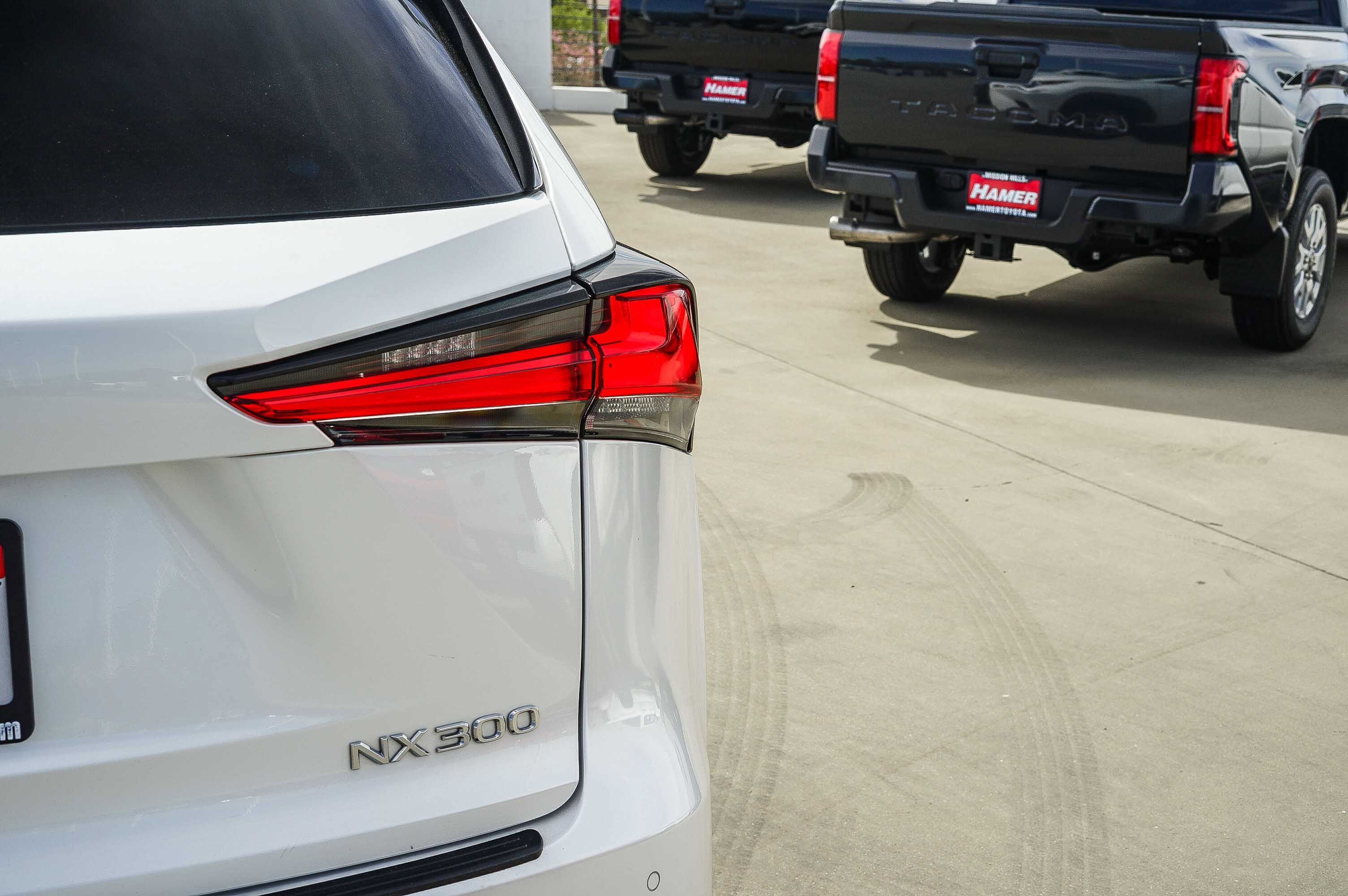 Used 2020 Lexus NX 300 FWD w/ Comfort Package image 8