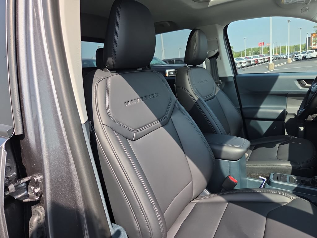 New 2026 Ford Maverick Lariat w/ Black Appearance Package AWD/4WD image 18