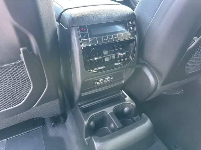 New 2026 Jeep Grand Cherokee L Laredo AWD/4WD image 16