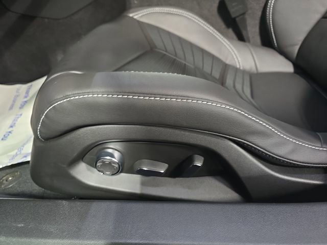 New 2026 Chevrolet Corvette Stingray Premium Conv w/ Z51 Performance Package image 24