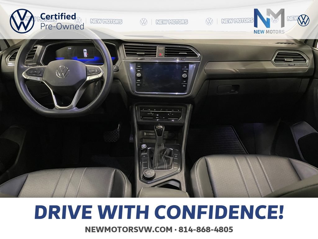 Used 2023 Volkswagen Tiguan SE w/ Panoramic Sunroof Package AWD/4WD image 10
