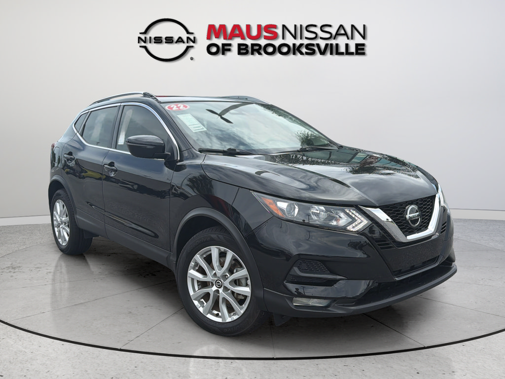 Used 2022 Nissan Rogue Sport SV AWD/4WD image 1