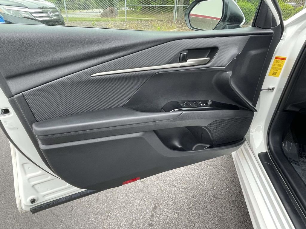 Used 2025 Toyota Camry SE w/ Multimedia Upgrade Package FWD image 25