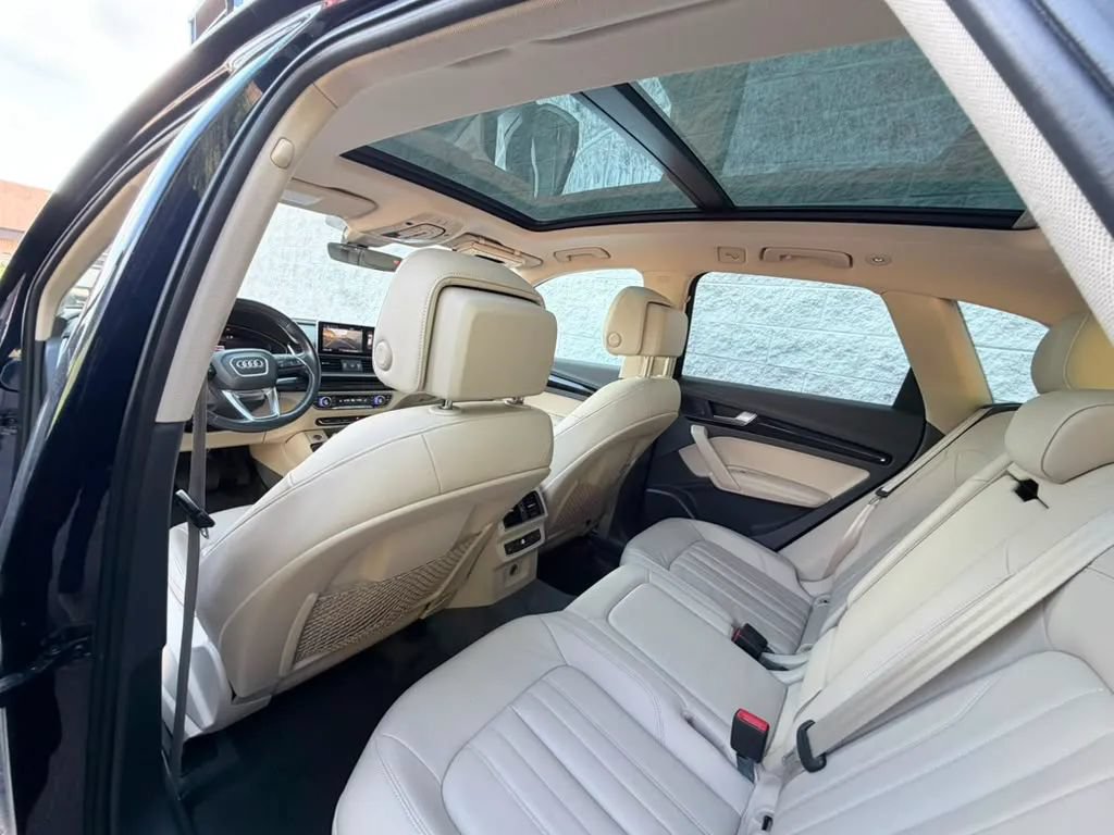 Used 2018 Audi Q5 Prestige w/ Prestige Package AWD/4WD image 24
