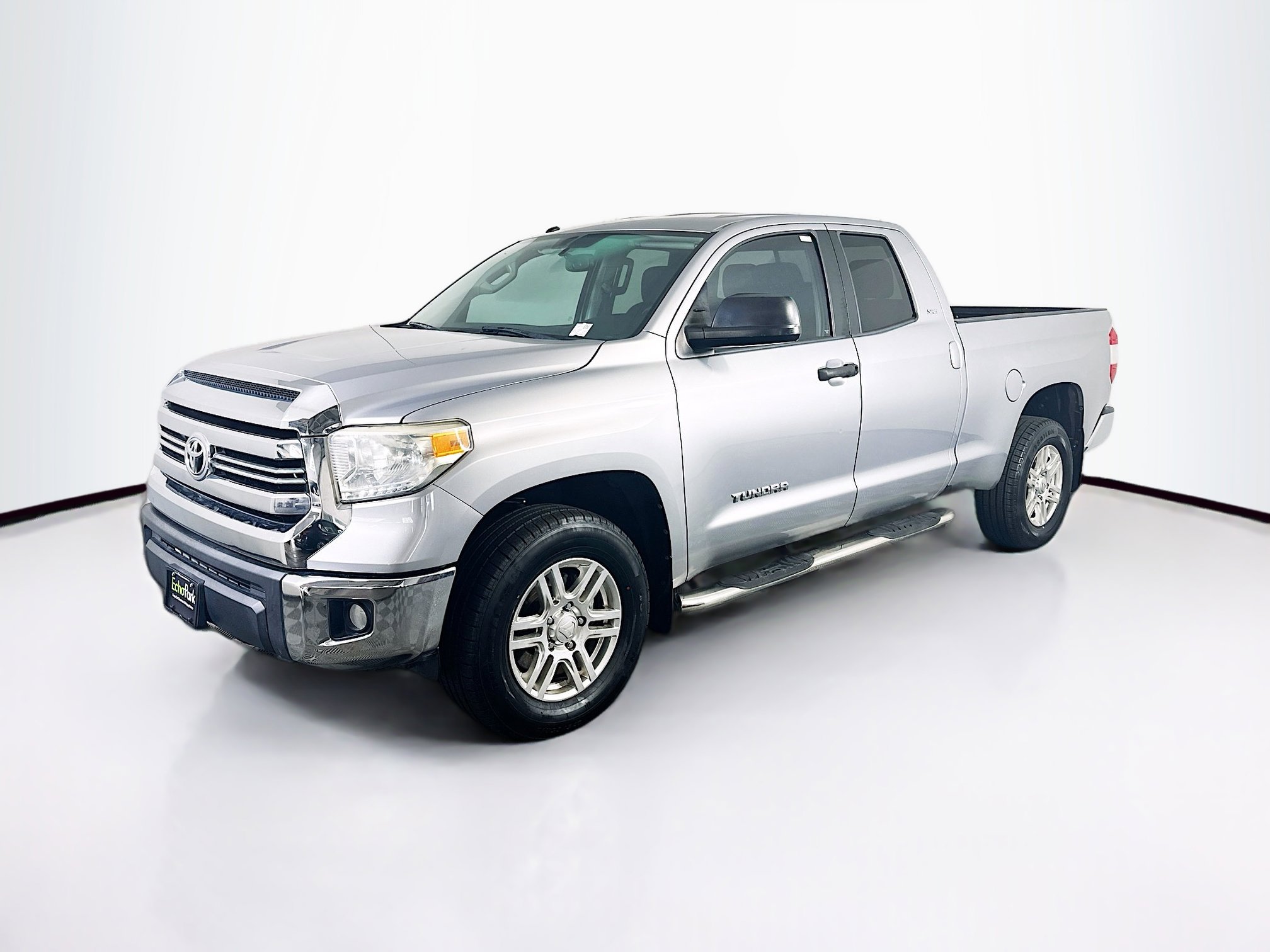 Used 2016 Toyota Tundra SR5 image 3