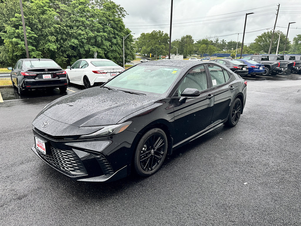 New 2026 Toyota Camry SE w/ Convenience Package AWD/4WD image 2
