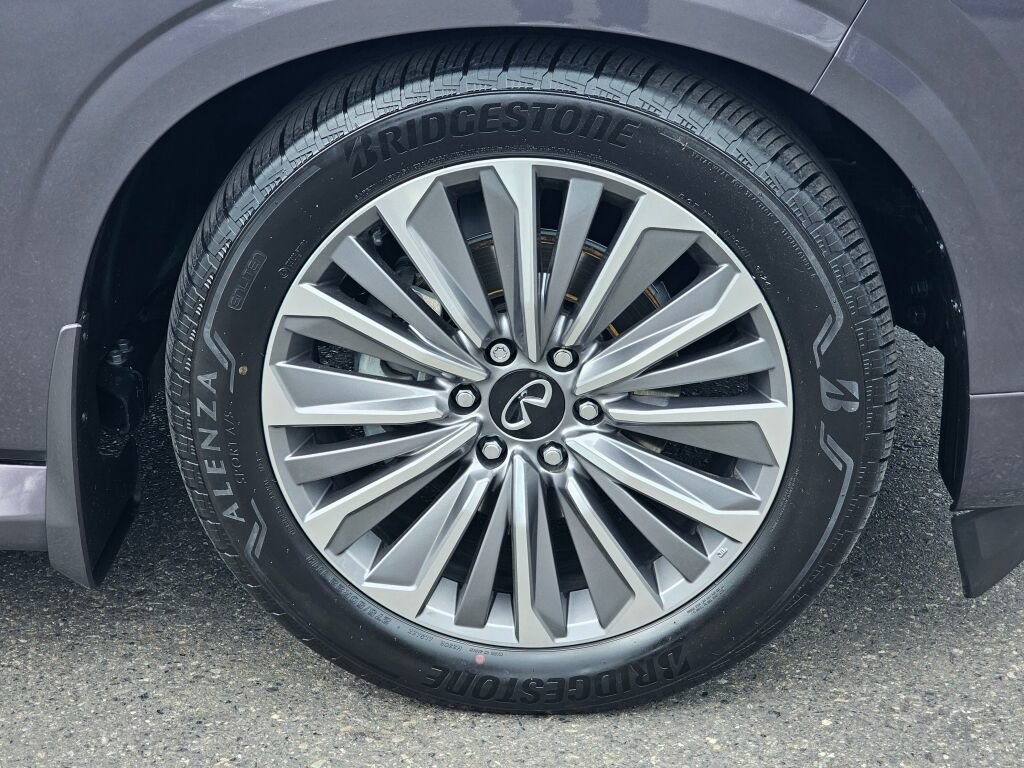 Used 2025 INFINITI QX80 Luxe AWD/4WD image 9