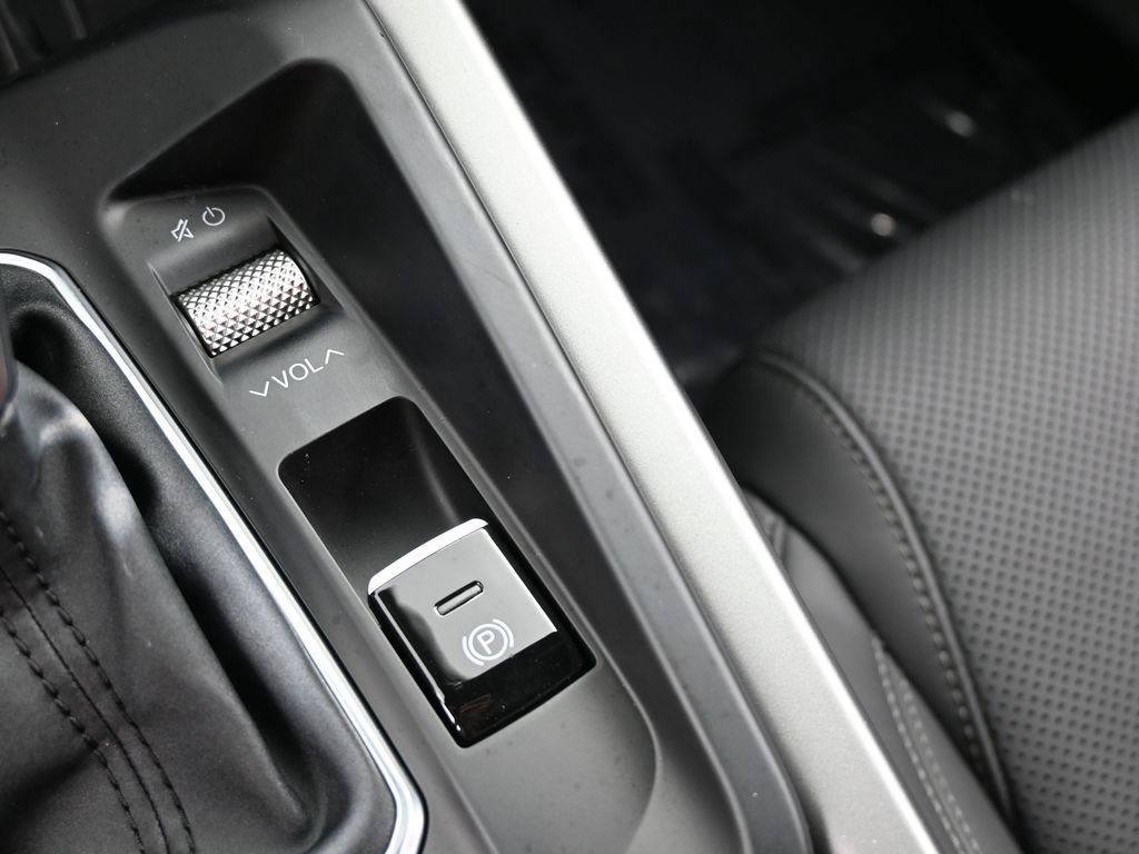 Used 2024 Dodge Hornet R/T Plus w/ R/T Blacktop Package image 23