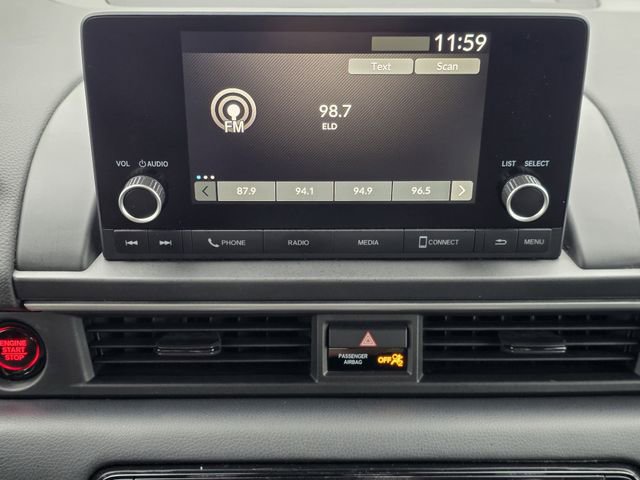 Used 2025 Honda Pilot Sport image 16