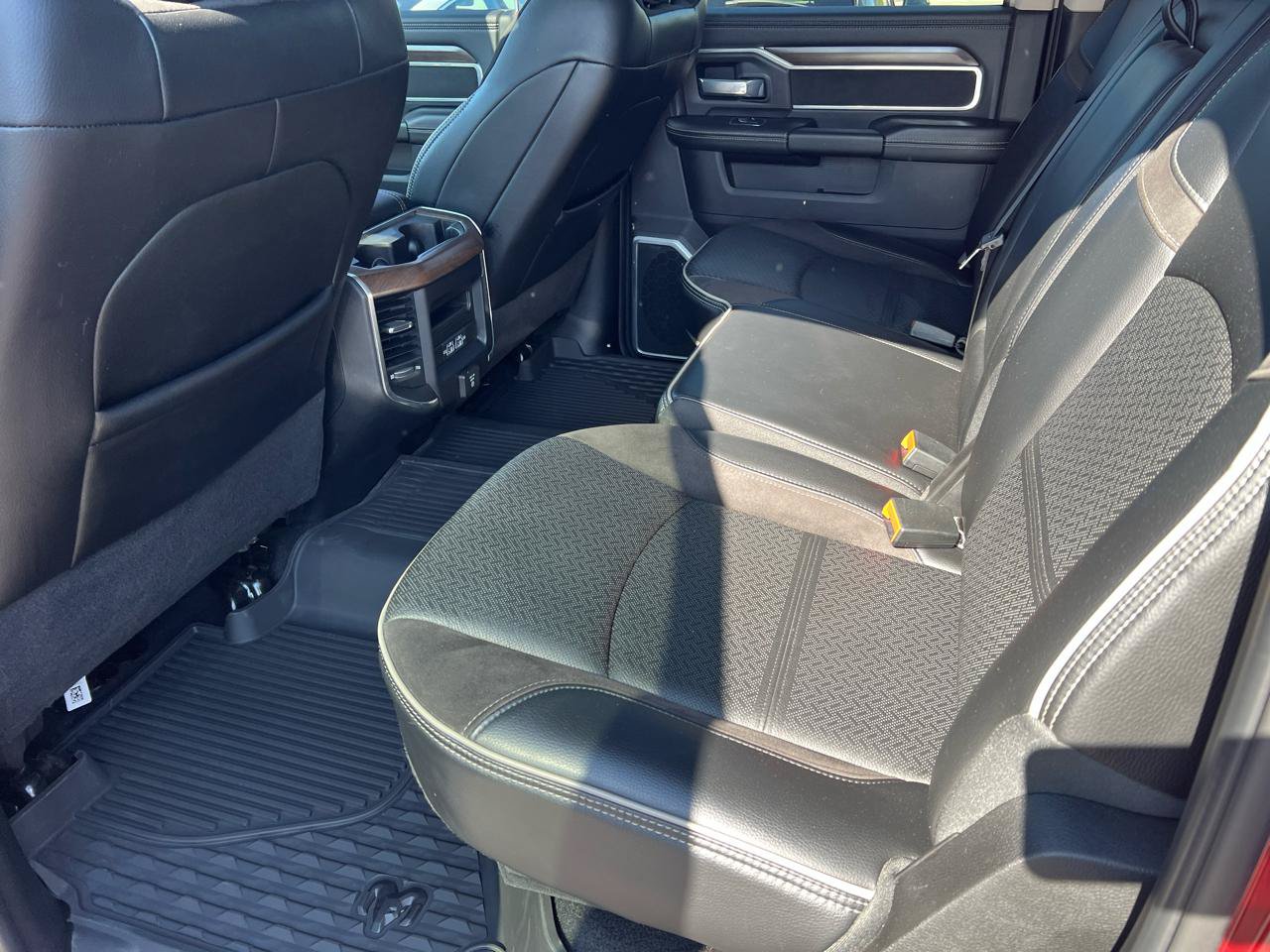 Used 2023 RAM 2500 Laramie AWD/4WD image 15