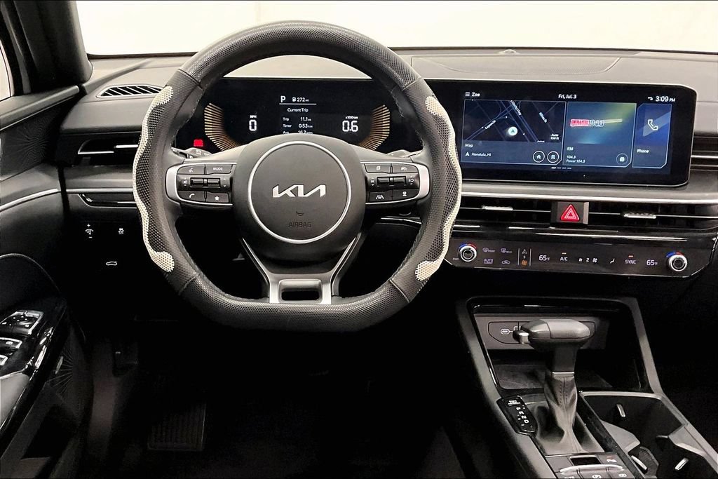 Used 2025 Kia K5 GT-Line w/ GT-Line Premium Package FWD image 4