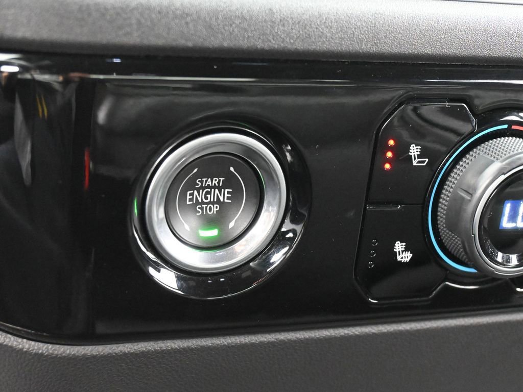 Used 2023 Chevrolet Silverado 1500 LT image 17