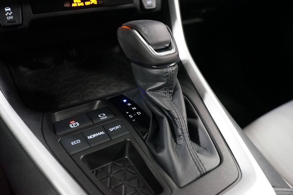 Certified 2024 Toyota RAV4 XLE Premium image 21