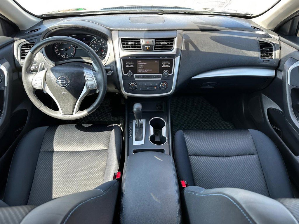 Used 2017 Nissan Altima 2.5 SR image 23