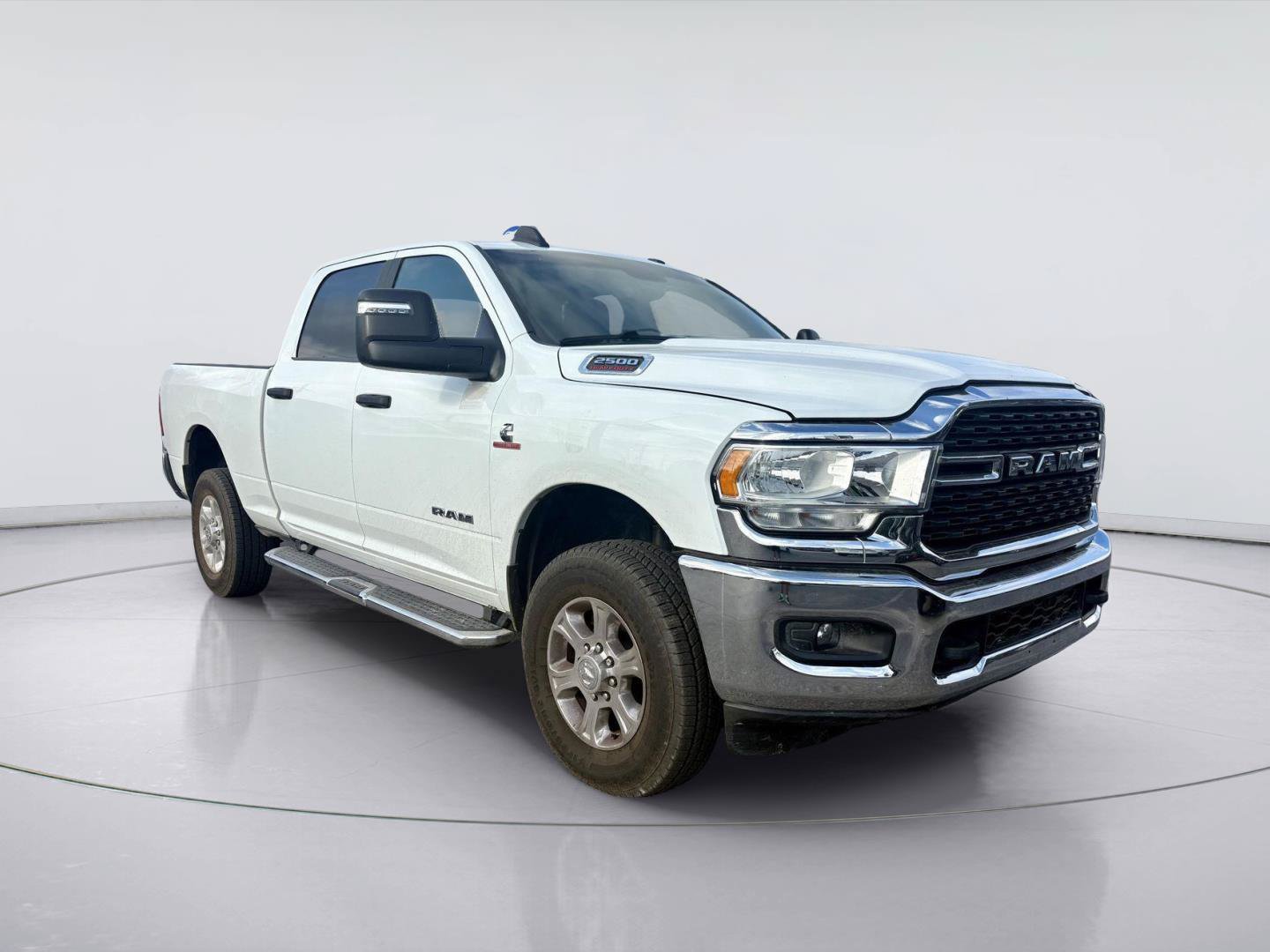 Used 2024 RAM 2500 Big Horn AWD/4WD image 1
