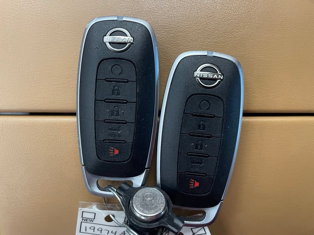 Certified 2023 Nissan Rogue Platinum FWD image 19
