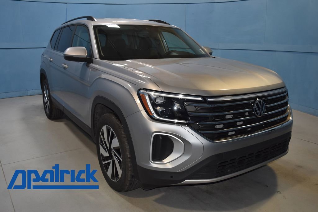 Certified 2025 Volkswagen Atlas SE image 1