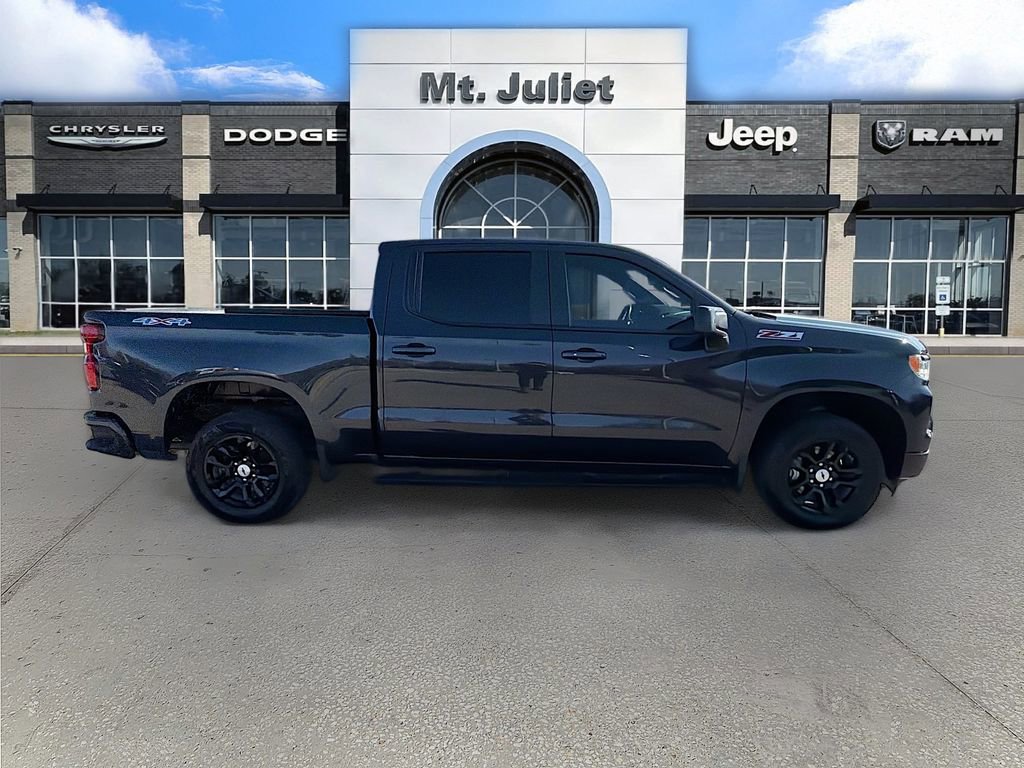 Used 2024 Chevrolet Silverado 1500 RST w/ Z71 Off-Road Package image 2