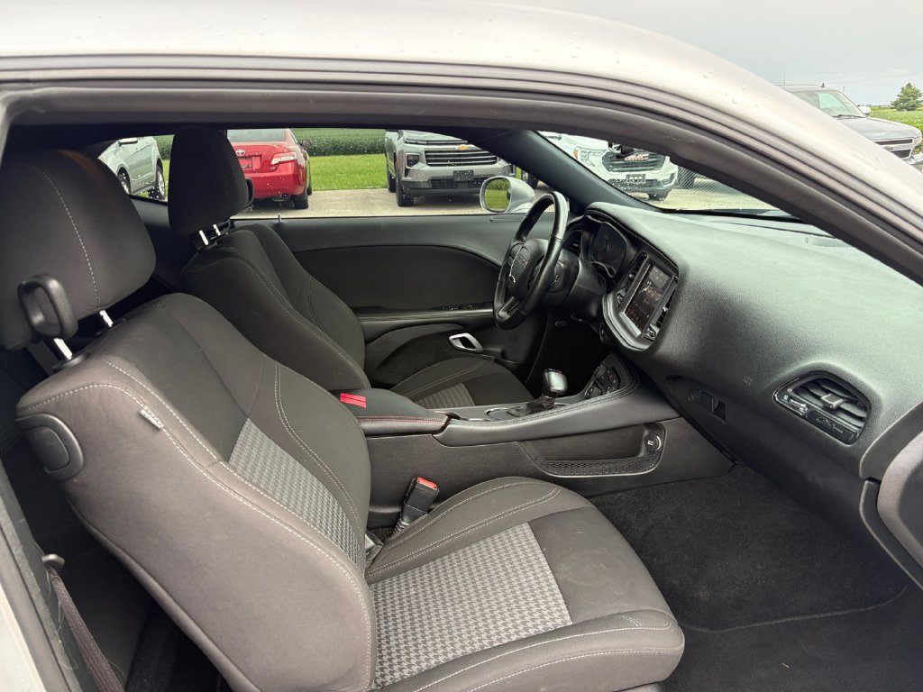 Used 2023 Dodge Challenger SXT w/ Blacktop Package AWD/4WD image 43