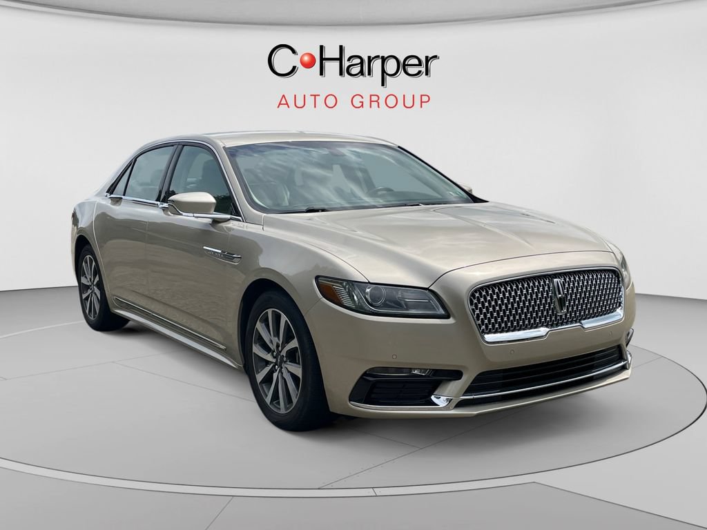 Used 2017 Lincoln Continental Premiere AWD/4WD image 1