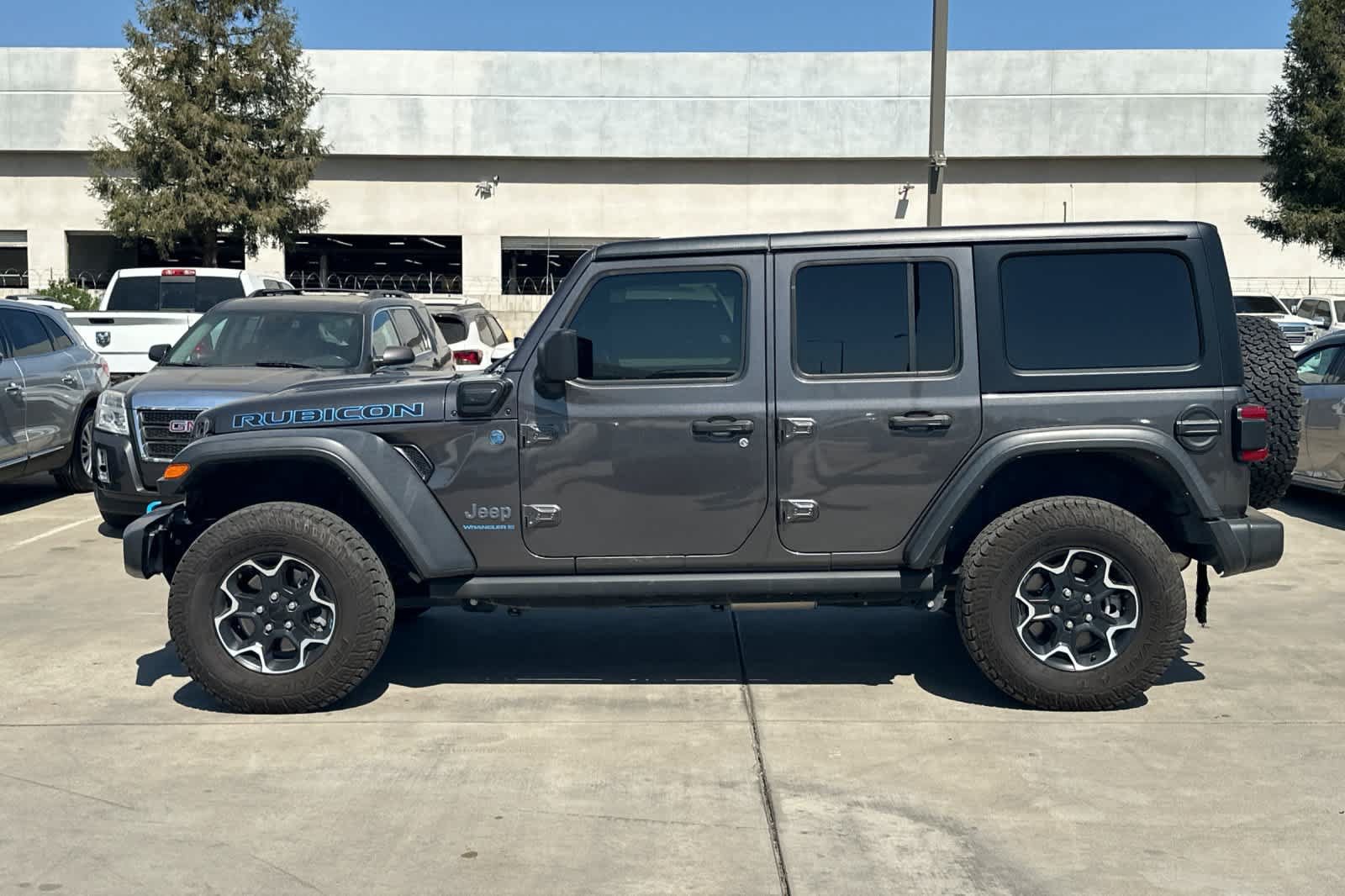 Used 2023 Jeep Wrangler Unlimited Rubicon 4xe AWD/4WD image 6