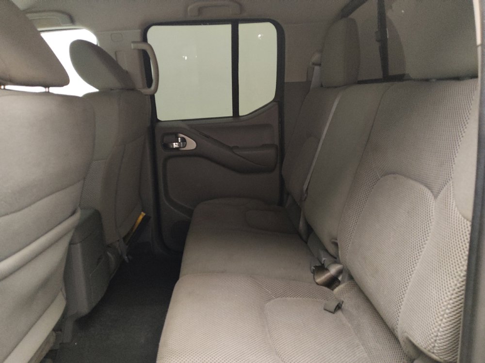 Used 2019 Nissan Frontier SV AWD/4WD image 18