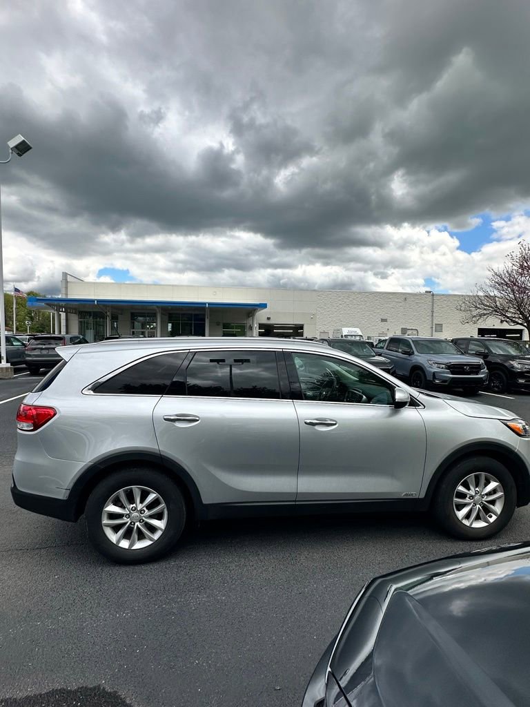 Used 2016 Kia Sorento AWD image 10