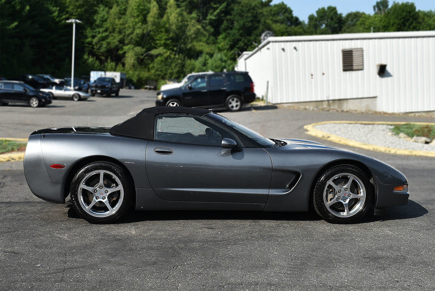 Used 2003 Chevrolet Corvette Convertible w/ Preferred Equipment Group1 RWD image 10