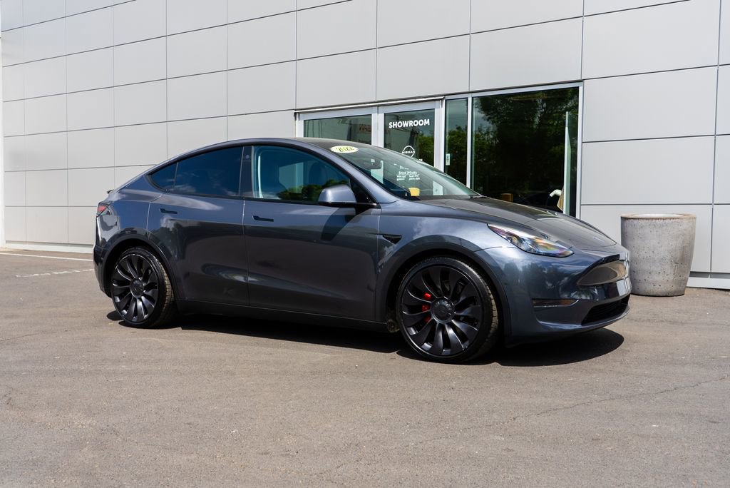 Used 2022 Tesla Model Y Performance AWD/4WD image 24