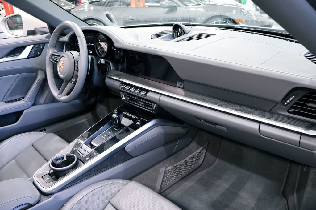 Used 2024 Porsche 911 Carrera 4S AWD/4WD image 30
