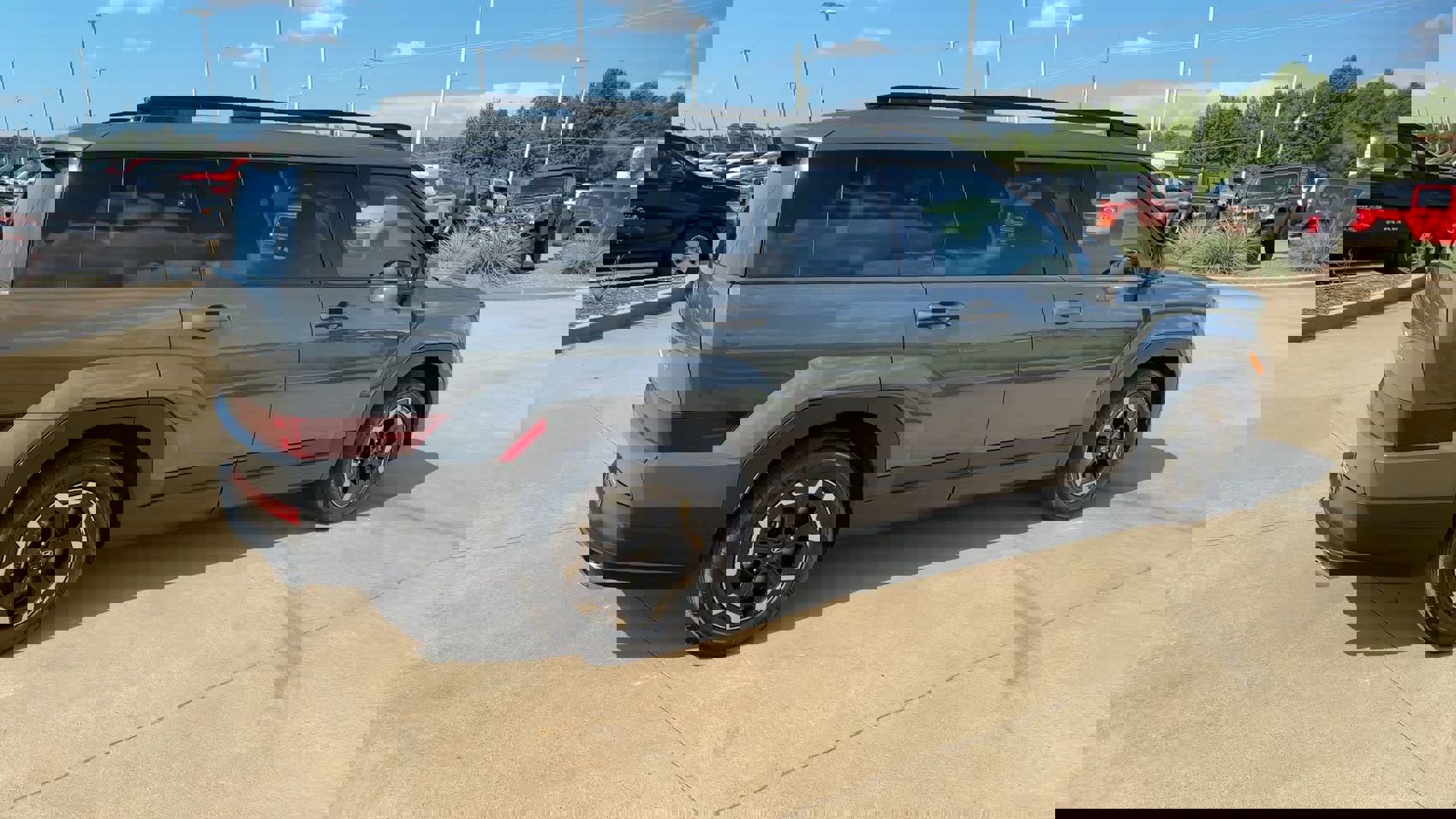 Used 2025 Hyundai Santa Fe SEL image 9