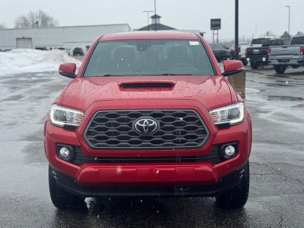 Used 2022 Toyota Tacoma TRD Sport image 8