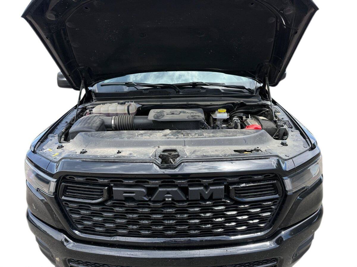 Used 2025 RAM 1500 Tradesman AWD/4WD image 18