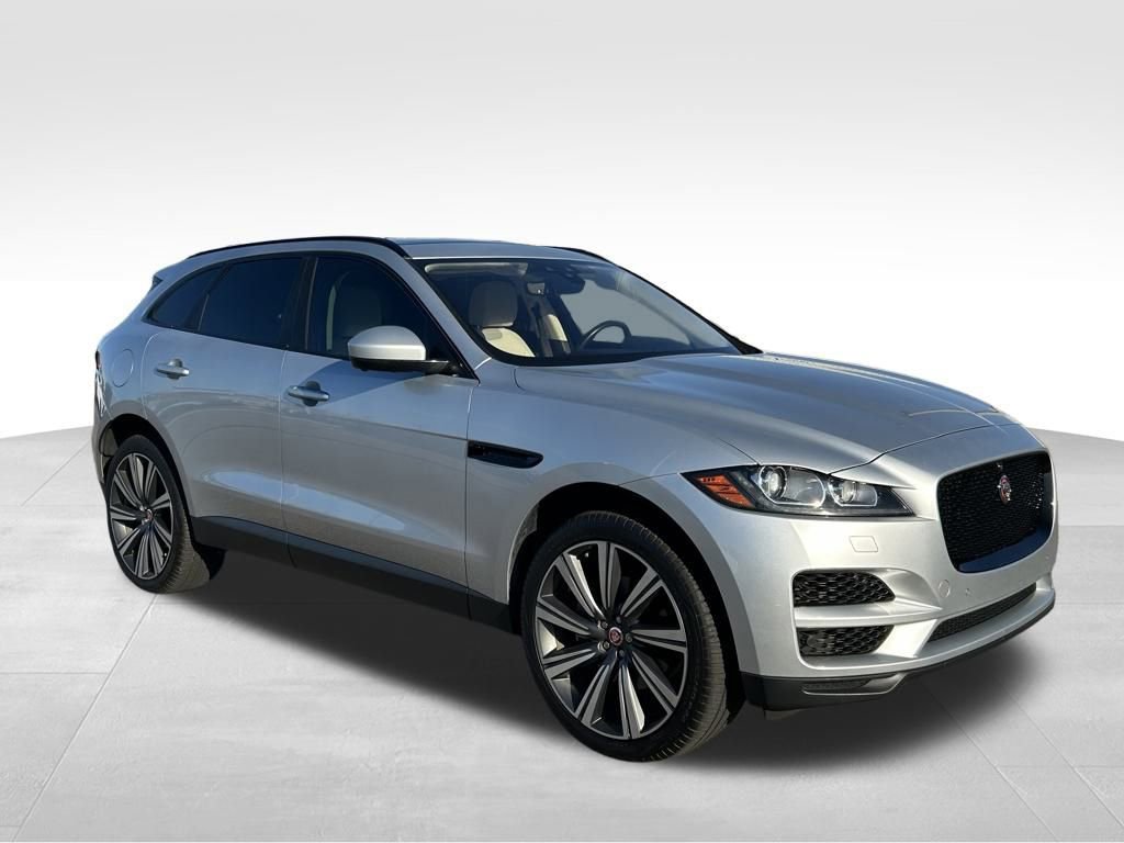 Used 2019 Jaguar F-PACE Prestige image 7
