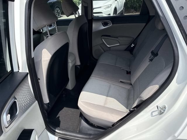 Used 2022 Kia Soul LX w/ Technology Package FWD image 16