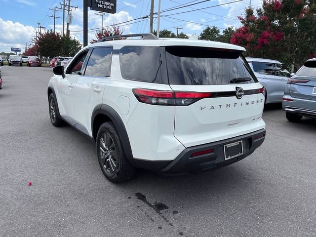 Used 2022 Nissan Pathfinder SV image 6