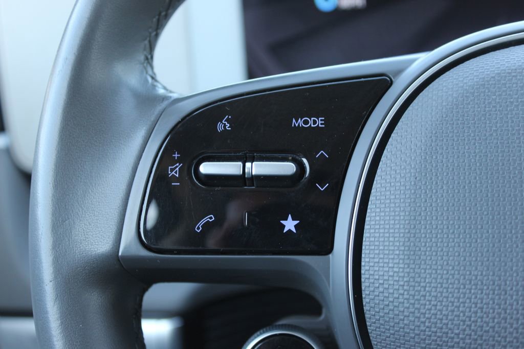 Used 2023 Hyundai Ioniq 5 SE image 25