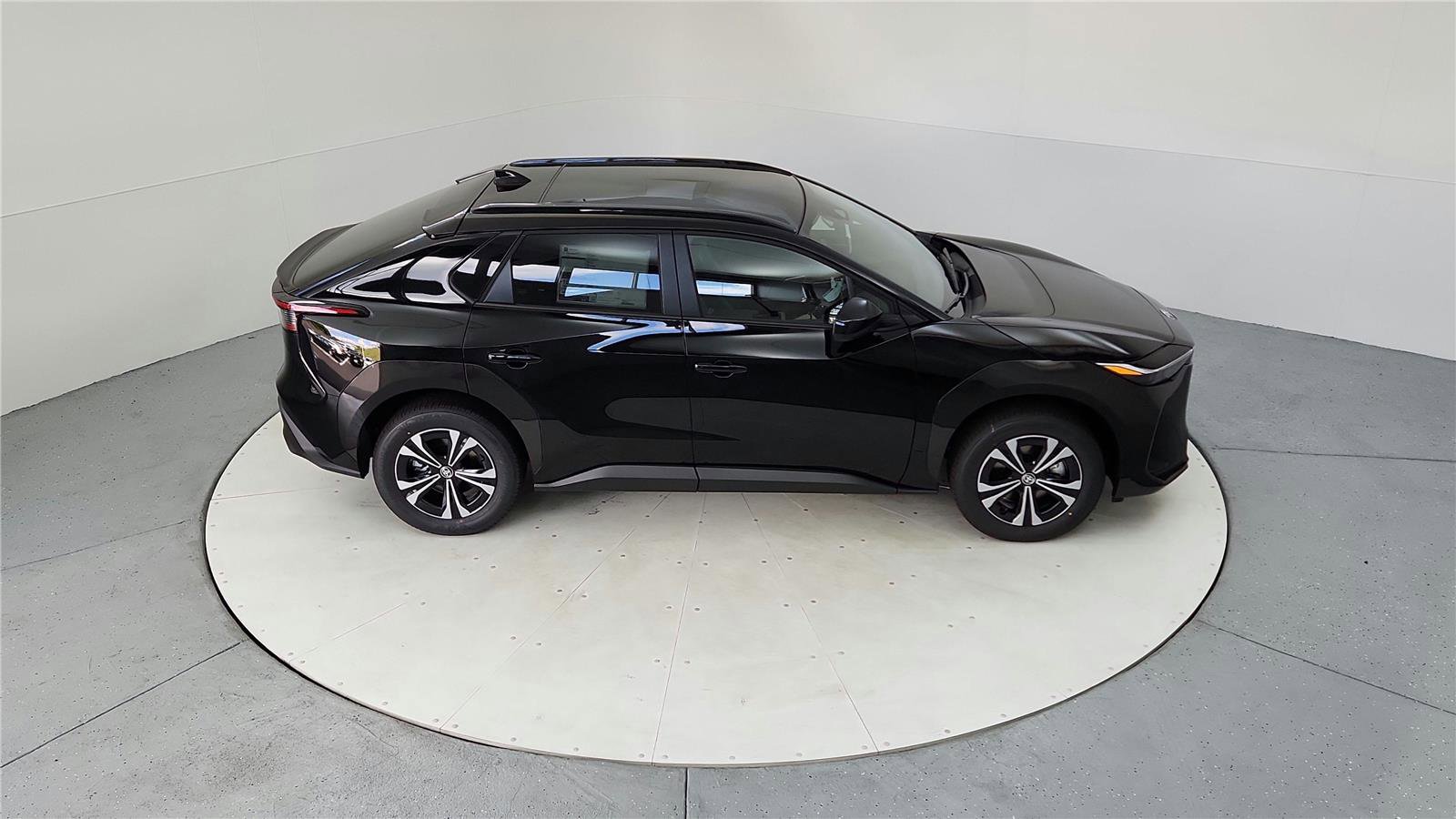 Used 2023 Toyota bZ4X XLE image 20