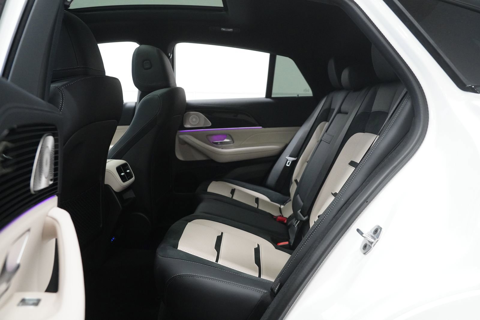 New 2026 Mercedes-Benz GLE 53 AMG 4MATIC Coupe image 17